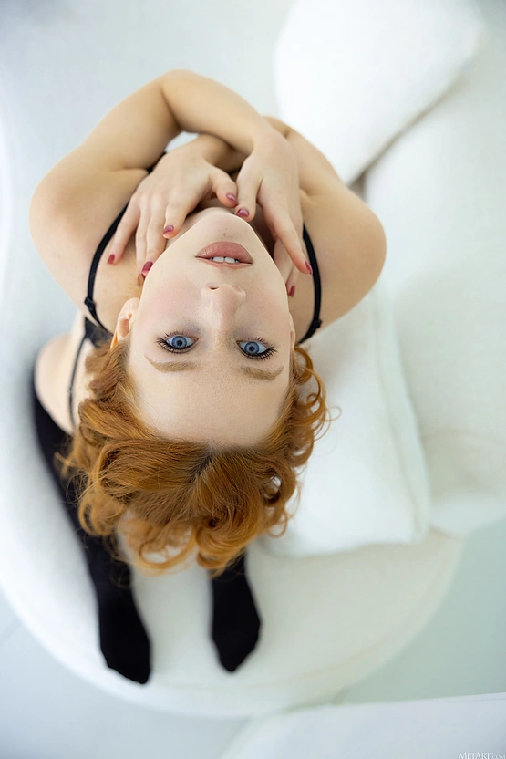 Lila Rouge - Mesmerizing Gaze